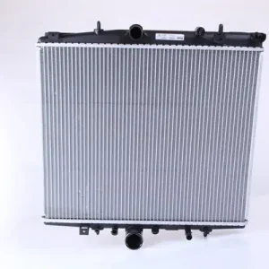 Bestseller Chłodnica, układ chłodzenia silnika NISSENS 63695A